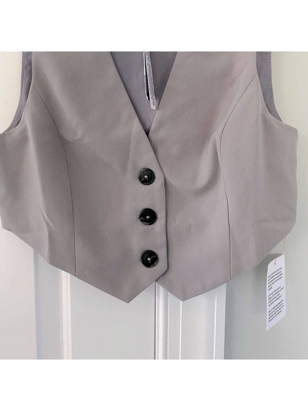 ASOS DESIGN Tailored Cropped Vest Top Light Gray 4 NWT - Picture 5 of 8